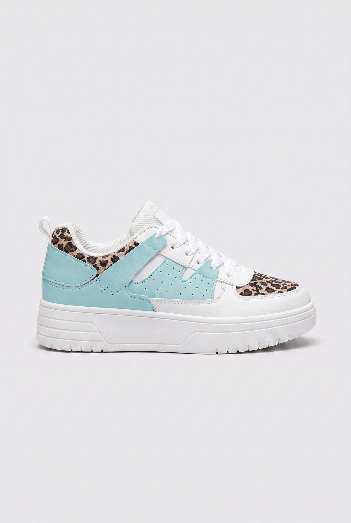 Women's Trainers | Lace-Up Low Top